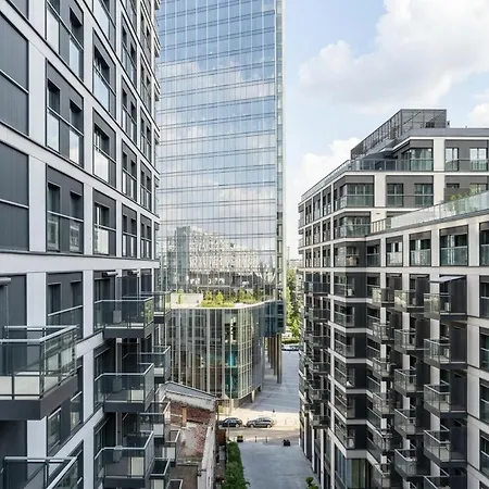 Апартаменти Urban - Luxury 1-bedroom, Mennica Варшава
