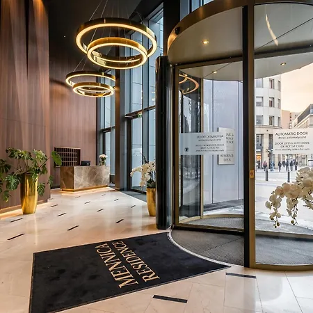 Urban - Luxury 1-bedroom, Mennica